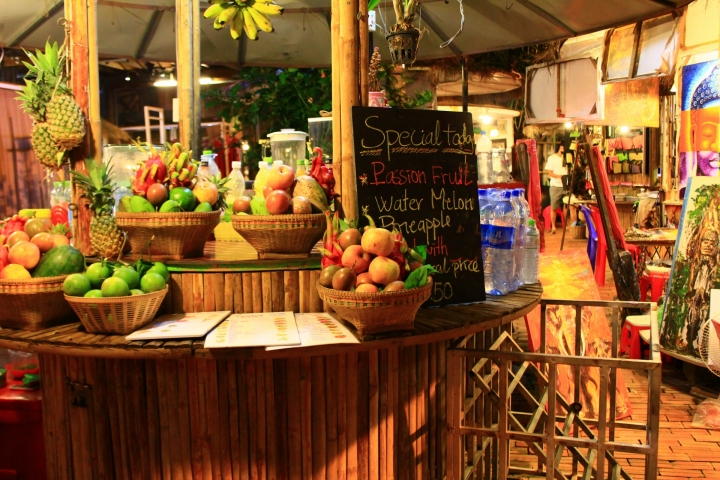 商品を売るのはビジネスの基本でもある