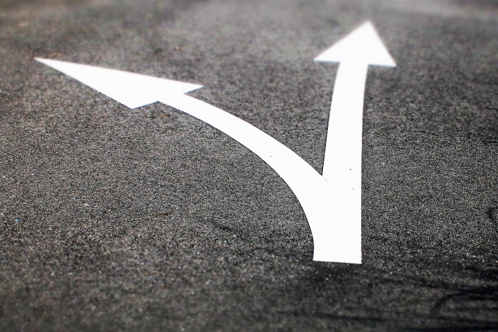 本業を続けるかどうかは自由