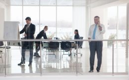 個人でチームと戦うのは難しい